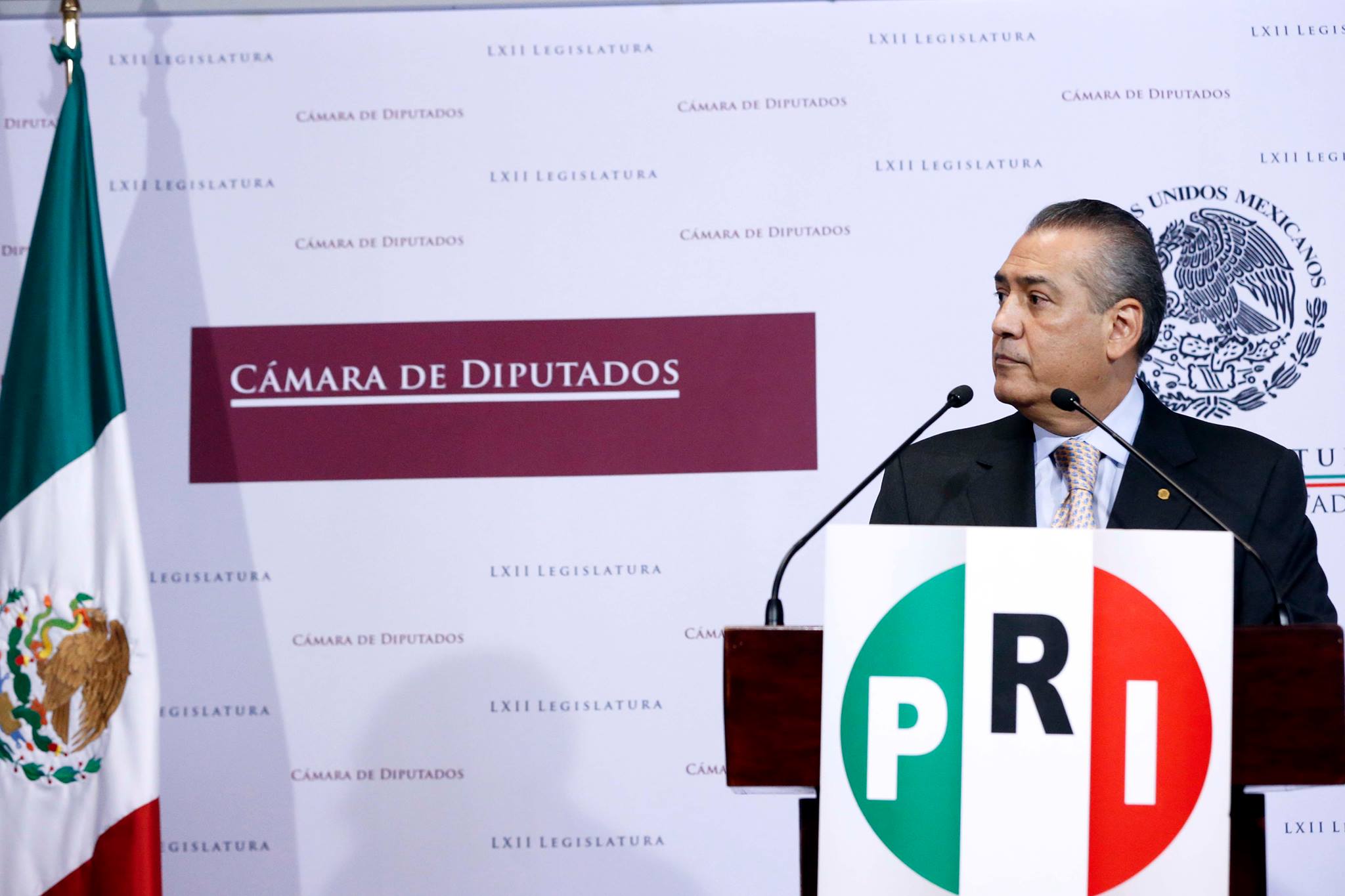 Manlio Fabio Beltrones, coordinador de los diputados del PRI.