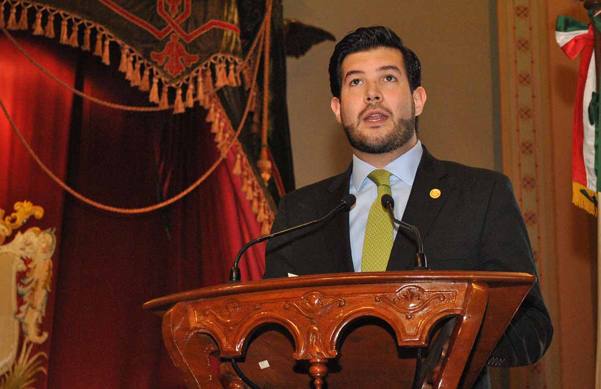 Roberto Vallejo, del PRI. 