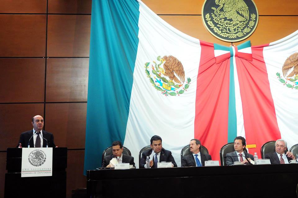 El procurador general de la República, Jesús Murillo Karam, comparece en la Cámara de Diputados. 