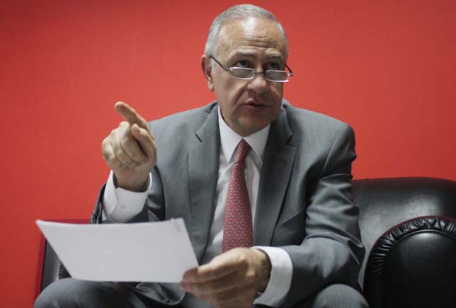 Ya licitados y a punto de arrancar obras, dijo.