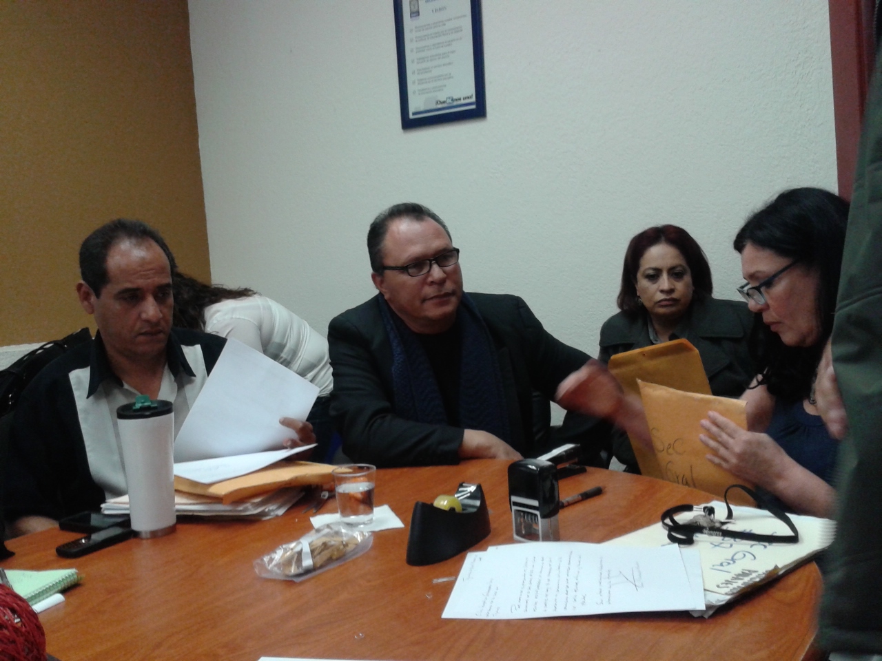 Entregan supervisores llaves de escuelas de educación básica del SEE