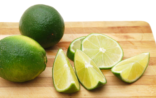 El limón subió de precio y es uno de los ingredientes principales en platillos mexicanos.