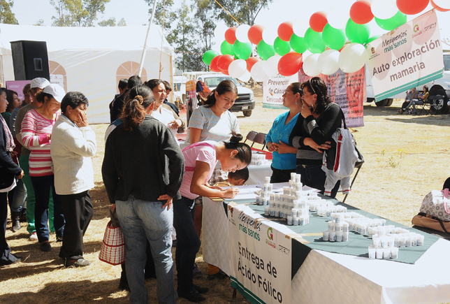 12 mil personas no cuentan con seguridad social.