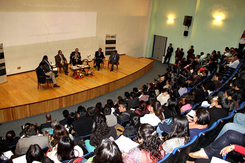 El foro fue impartido a alumnos del Derecho y Ciencias Políticas.