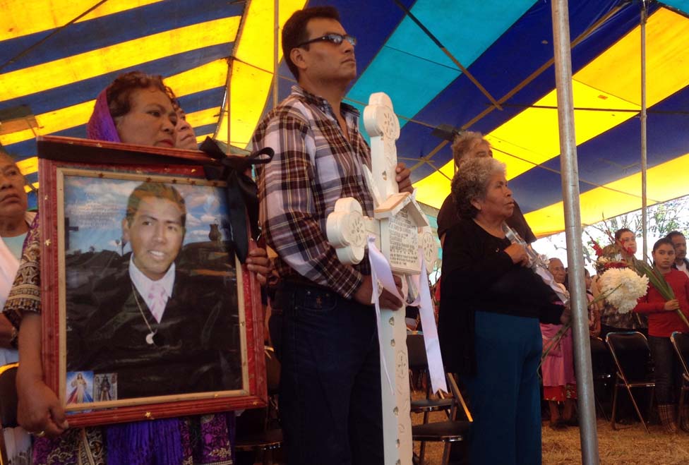 A un año de la explosión en Nativitas, hay madres que guardan luto.