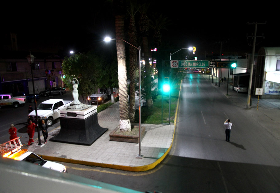 Nuevo alumbrado led en calzada Colón y avenida Morelos.