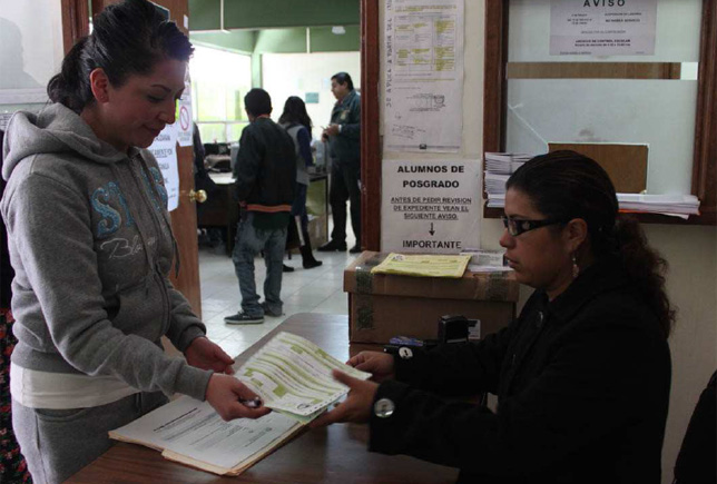 Buscan que los estudiantes continúen su preparación.