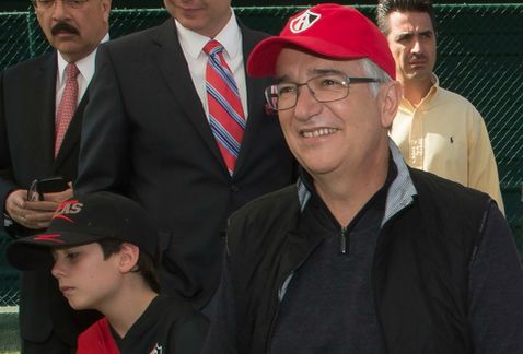 El dueño de los Zorros espera la respuesta de Jorge Vergara Madrigal.