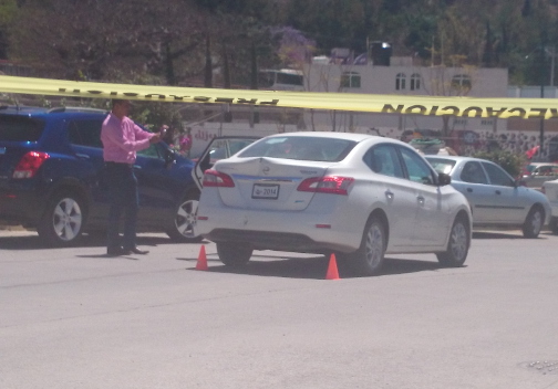 El carro donde fueron detenidos por presuntos extorsionadores
