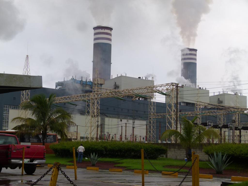 La planta “Adolfo López Mateos” enfrenta gran problemática para seguir operando.