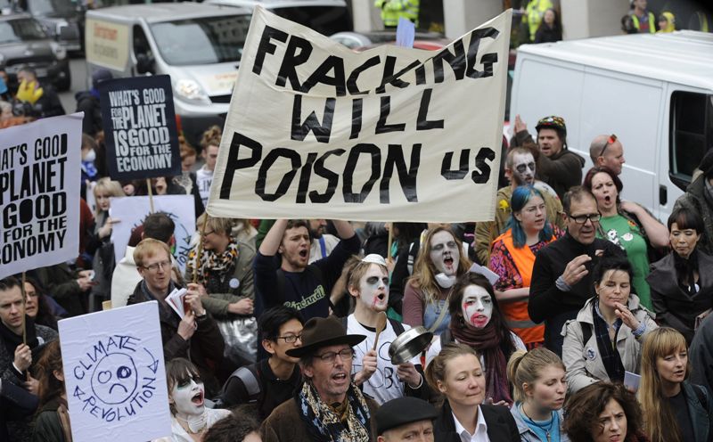 Prostesta en Londres contra la fracturación hidráulica conocida como "fracking"
