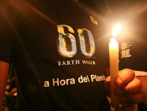 En la Ciudad de México, además del apagón que durante una hora tendrán algunos monumentos y edificios, se organizan otras actividades en ocasión de la