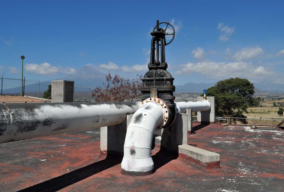 Pozo de agua potable en Santa María Acuexcomac.
