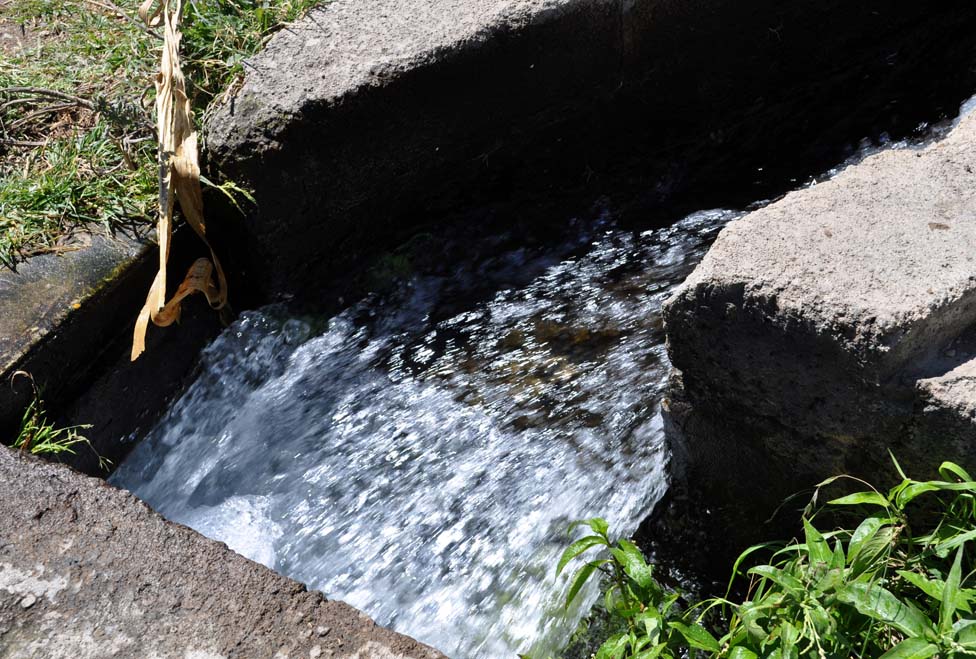 Pozo de agua potable en Santa María Acuexcomac.