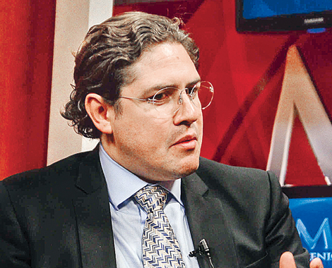 Alberto Orozco informó que se tienen previstas cinco unidades administrativas. 