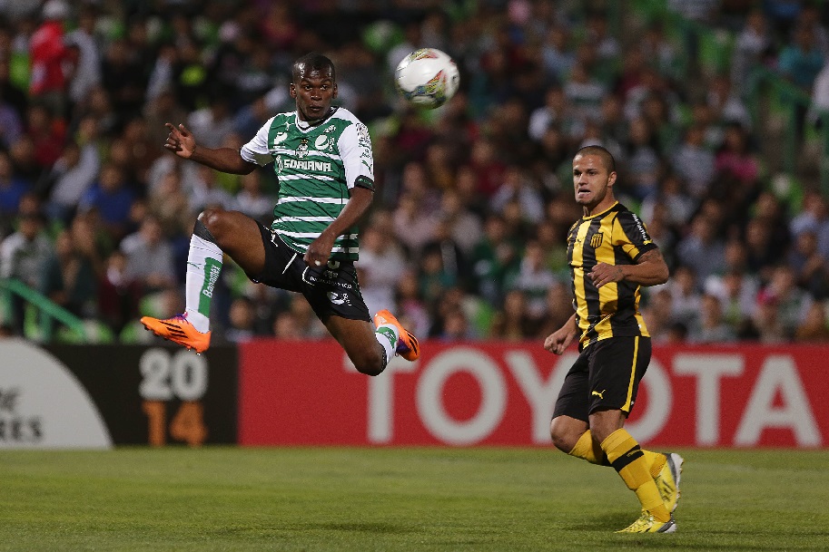 Santos triunfó sobre el Peñarol