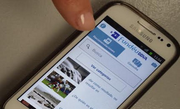 La app de la Fundéu BBVA para teléfonos y tabletas da respuesta a 5 mil dudas sobre el buen uso del idioma.