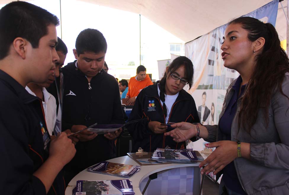 Asistieron más de 800 estudiantes.