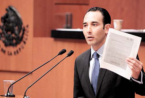 Roberto Gil, senador de Acción Nacional.