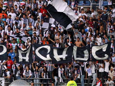 Las barras del Pachuca, en aparente regla con la directiva del cuadro de Tuzos.