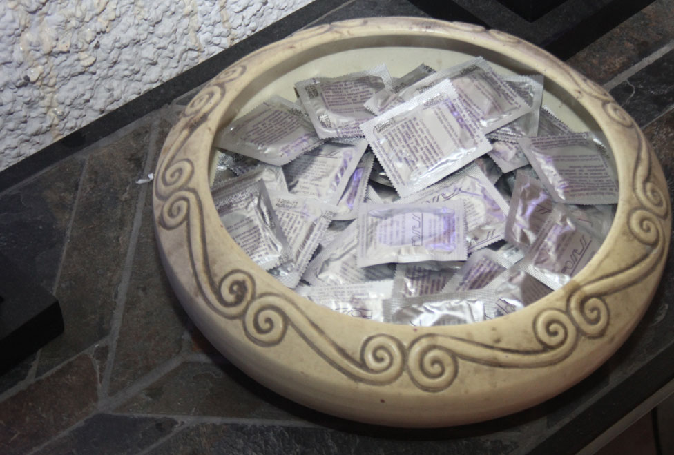 El Fondo Global donó a Acodermis 150 mil condones y 3 mil lubricantes.