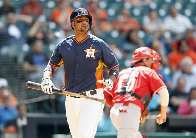 Astros vs. Rojos del Águila