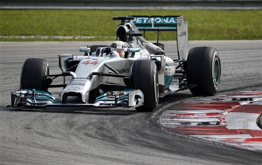 Lewis Hamilton no tuvo problemas para llevarse el GP de Malasia