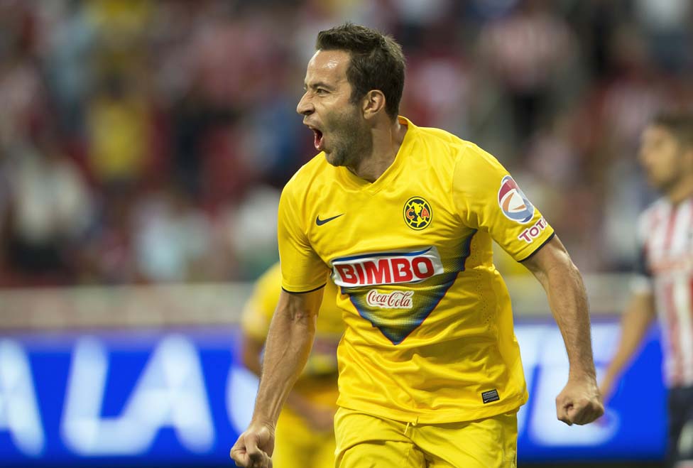Luis Gabriel Rey festeja su gol 