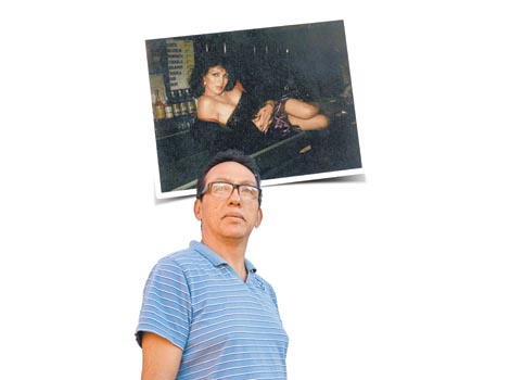 Mónica, en la foto, hoy es Rogelio.