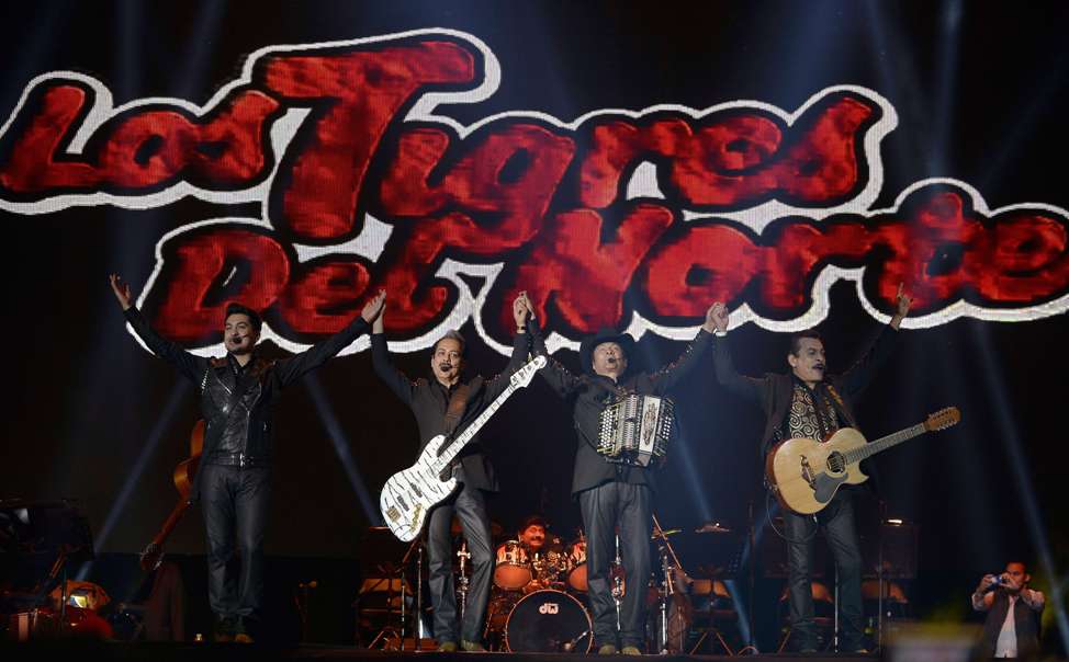 Los Tigres del Norte triunfaron en su presentación estelar en el Vive