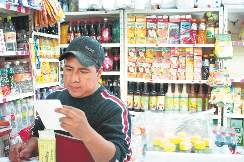 Los dueños de negocios pequeños no han podido asimilar los cambios.