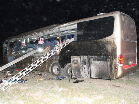 El accidente dejó como resultado seis muertos y 19 lesionados.