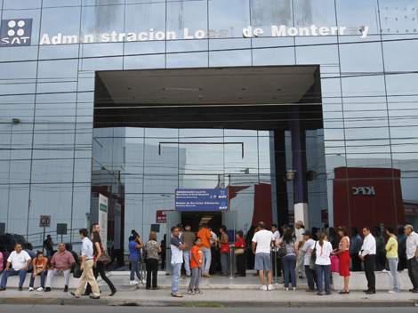 Para personas físicas, la presentación de la declaración anual de impuestos vence el próximo 30 de abril.