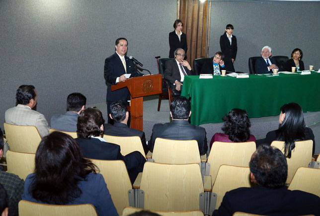 Pidieron a los profesionales conjuntar esfuerzos.