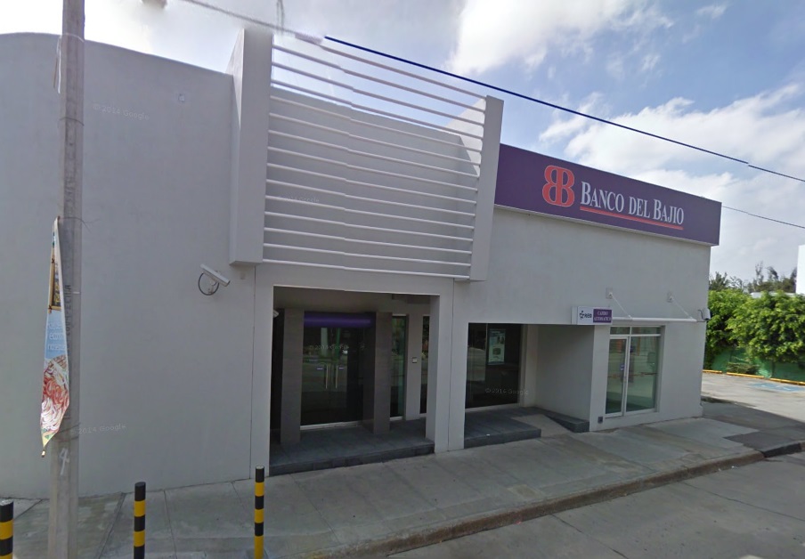Hace apenas unos días otro banco fue asaltado.