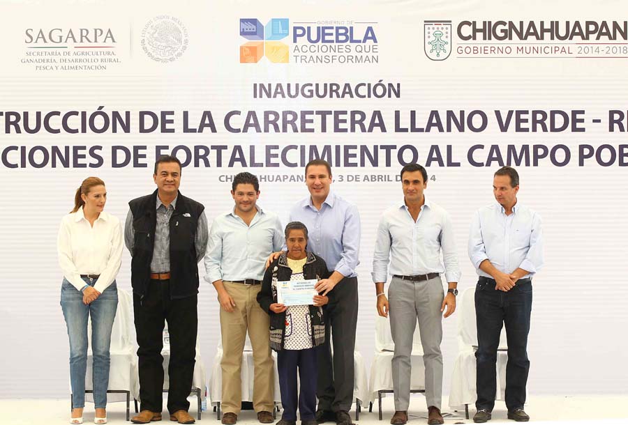 Gira del gobernador del estado por el municipio de Chignahuapan.