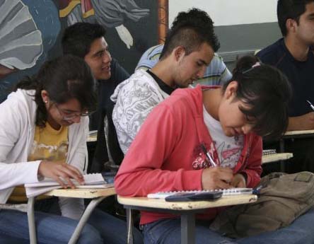 Hay más de 11 mil estudiantes en nivel medio superior de la UG.