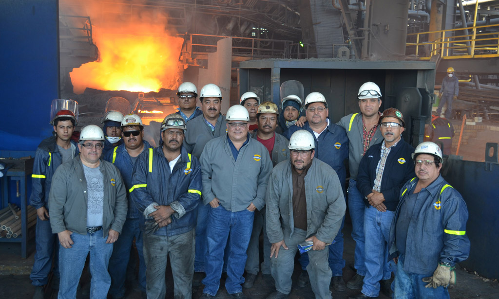 Trabajadores de la Siderúrgica 2.