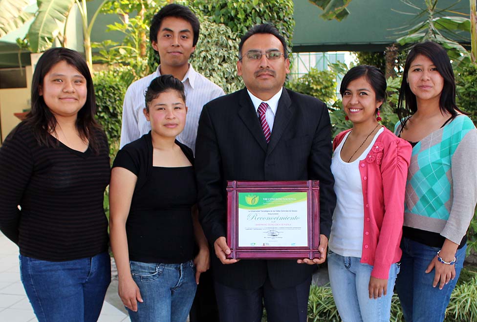 Los alumnos de la UTP destacaron las propiedades de su invención.