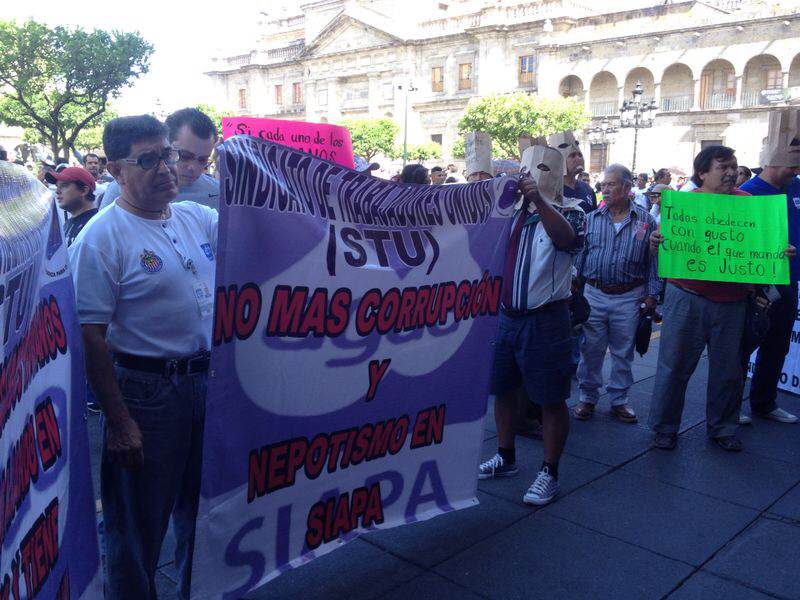 Algunas peticiones que hacen los trabajadores es que se realice una auditoría a las subdirección de Recursos Humanos