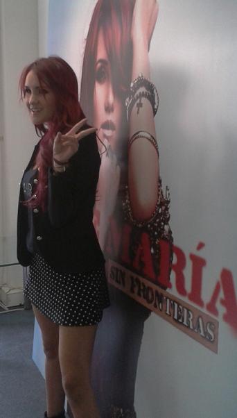 Dulce María presentó 'Sin fronteras'. 