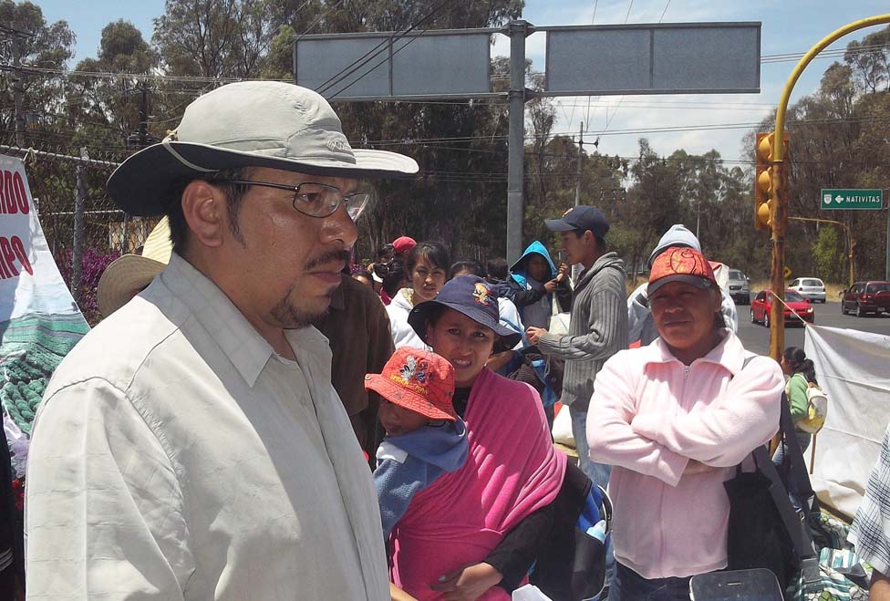 Integrantes de la Unión Nacional de Trabajadores Agrícolas (UNTA) se plantaron frente a la delegación de la SAGARPA, para exigir acceso a dos programa