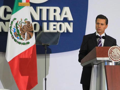 Enrique Peña Nieto encabezó la LXX Asamblea Anual de la Caintra en Nuevo León. 