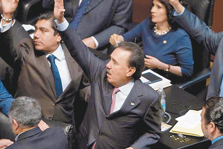 El líder priista en el Senado afirmó que la iniciativa de telecomunicaciones sufrirá cambios de fondo.