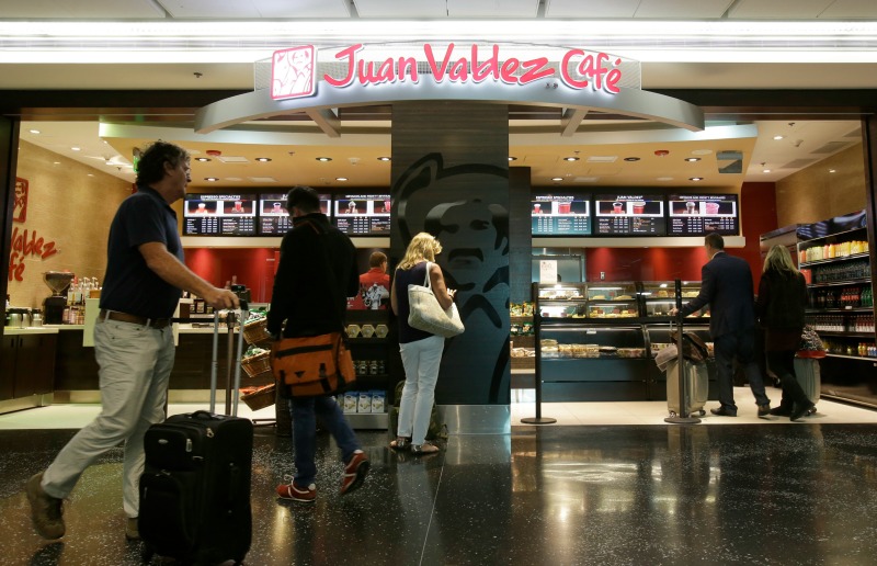 Cafetería de Juan Valdez dentro del Aeropuerto Internacional de Miami. 