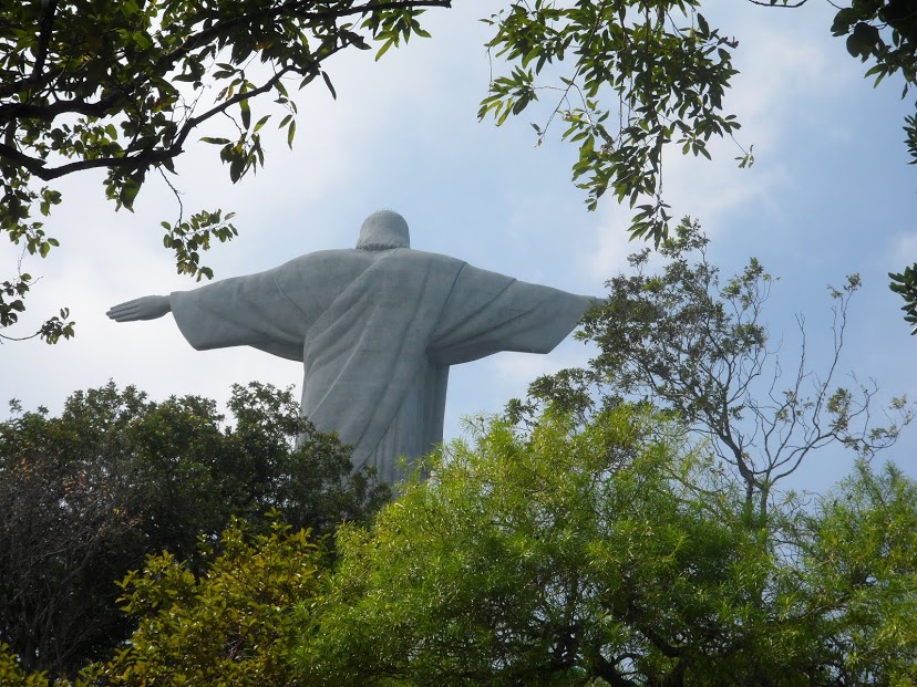 El León festeja triunfo en Cristo Redentor