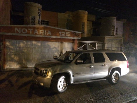 Cuando personal de la Procuraduría General de Justicia del Estado llegaron al lugar, no encontraron a nadie en la camioneta