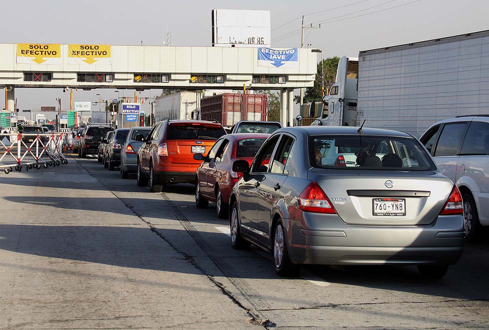 Por minuto, 19 vehículos pasan del DF a la Angelópolis por la autopista.