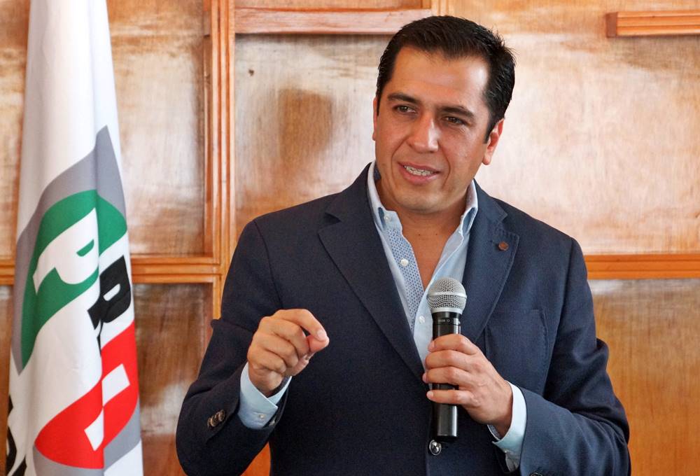 Ricardo Crespo Arroyo, presidente del Comité Directivo Estatal del PRI. 