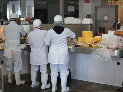 Mucha gente acostumbra hacer convivios con carne asada y pollo asado en estos días.